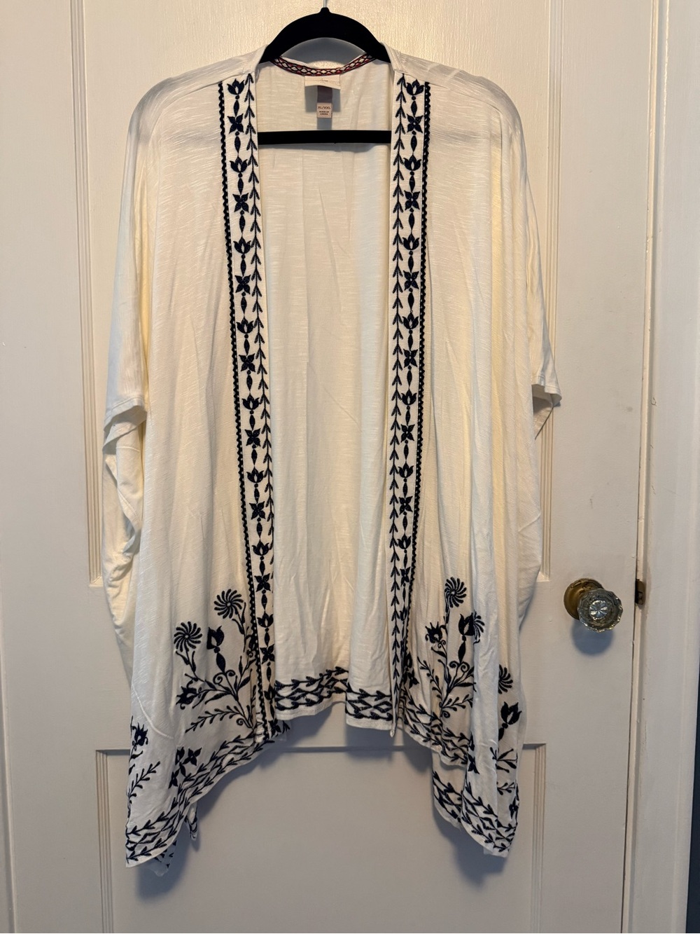 Knox Rose White Open-Front Embroidered Kimono with Black Trim